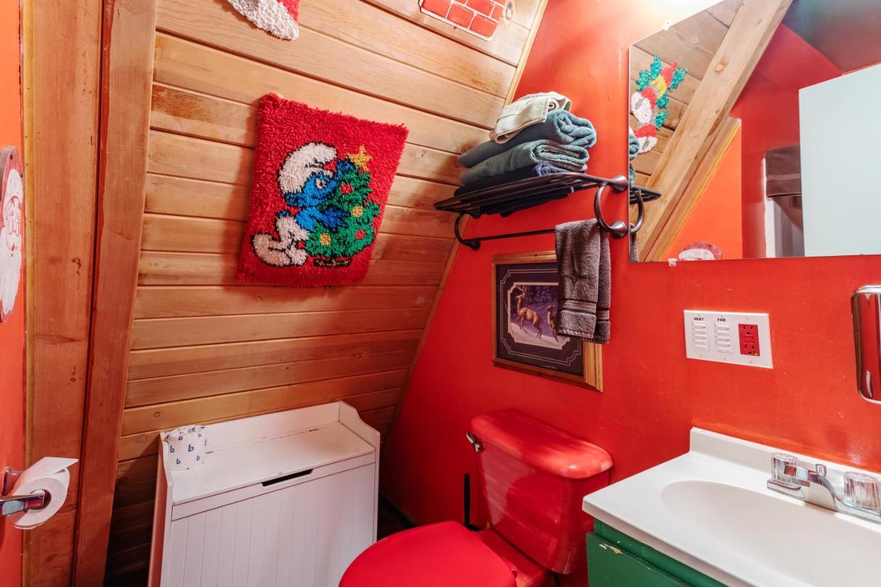 Hicksville Pines Chalets & Motel آيديلوايل المظهر الخارجي الصورة