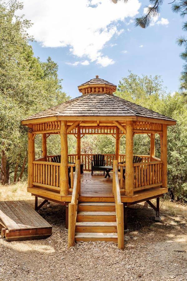 Hicksville Pines Chalets & Motel آيديلوايل المظهر الخارجي الصورة