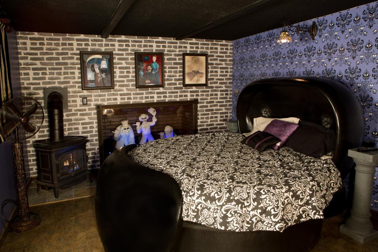 Hicksville Pines Chalets & Motel آيديلوايل المظهر الخارجي الصورة