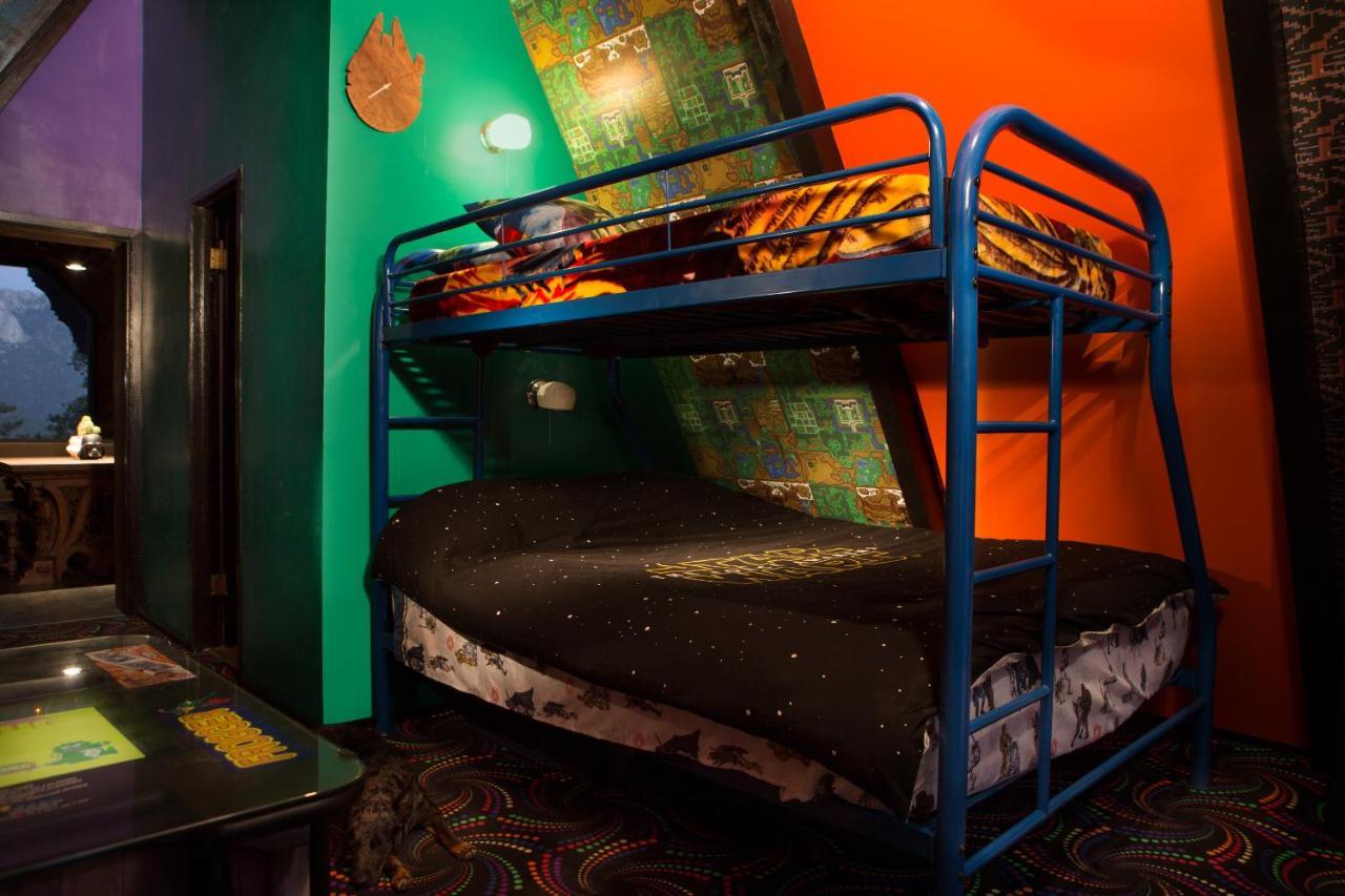 Hicksville Pines Chalets & Motel آيديلوايل المظهر الخارجي الصورة